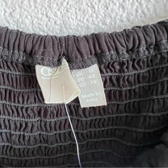 ASOS DESIGN off shoulder ruffle playsuit with shirring - Picture 6 of 12